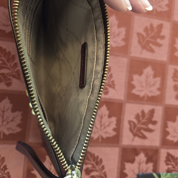 Michael Kors Plum Clutch with Gold Heart Accents - Picture 5 of 6